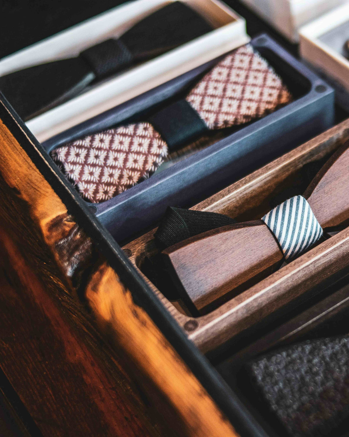 WmFox One Bow Ties collection